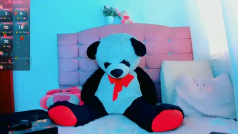 Snapshot of samy_huber chatting on June 9, 7:14 pm SAMY HUBER online show from June 9, 7:14 pm