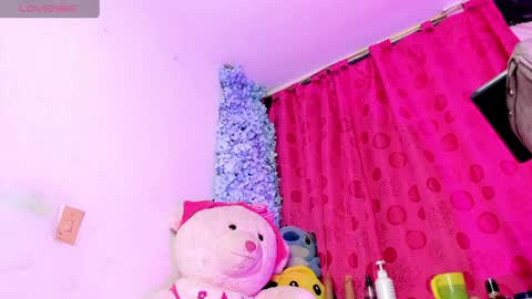 samy_ice online show from June 4, 12:38 am