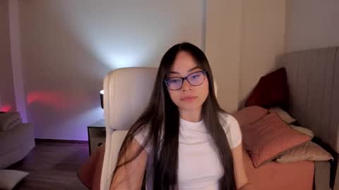 Snapshot of samy_one chatting on November 25, 9:37 pm Samy online show from November 25, 9:37 pm