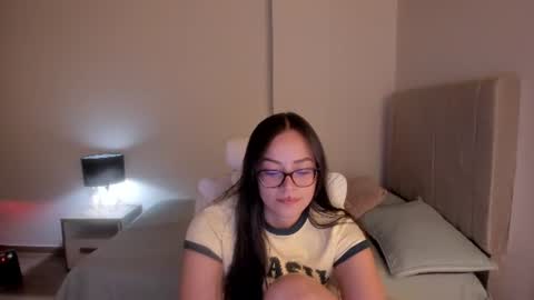 Snapshot of samy_one chatting on June 8, 9:04 pm Samy online show from June 8, 9:04 pm