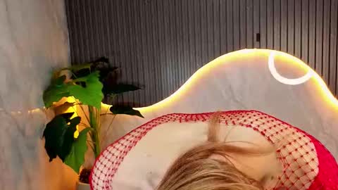 Snapshot of samy_tp chatting on November 28, 8:22 pm Samy online show from November 28, 8:22 pm