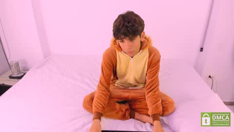 Sammy online show from June 13, 2:09 am