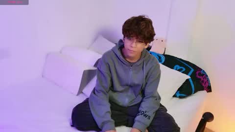 Sammy online show from July 26, 3:36 am