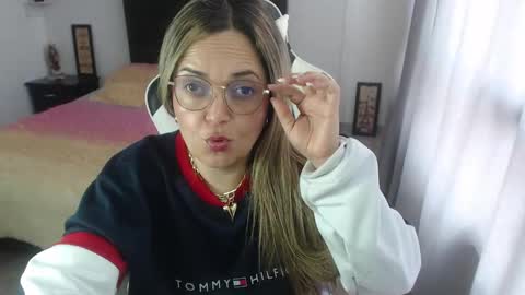 samy_vsn online show from January 30, 2:04 pm