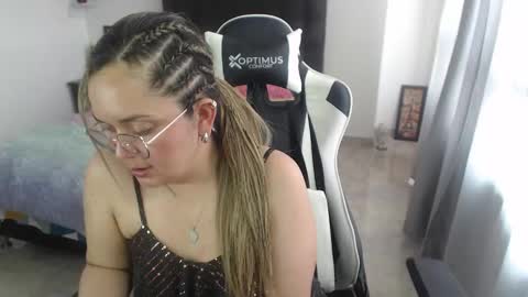 samy_vsn online show from February 5, 5:53 pm