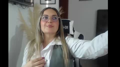 samy_vsn online show from September 23, 10:24 pm