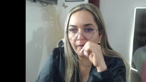 samy_vsn online show from December 4, 9:12 pm