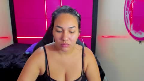SamyEvanns online show from May 7, 10:26 pm