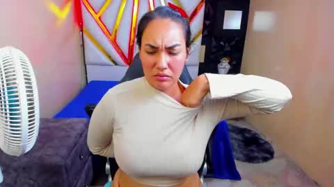 SamyEvanns online show from May 31, 1:36 am