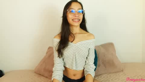 Snapshot of samyonichan chatting on January 30, 4:27 am Special show on 17 december and 23 UwU online show from January 30, 4:27 am