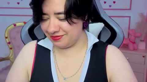 samythomas_t online show from January 17, 7:39 pm