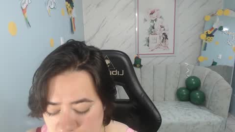 samythomas_t online show from March 18, 2:47 am