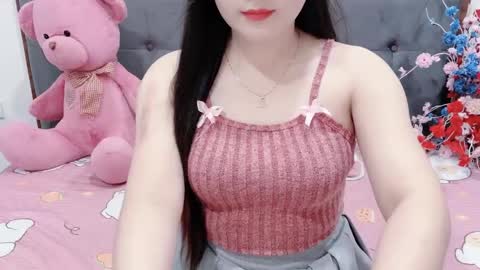sanami_sian_ online show from May 1, 12:59 am
