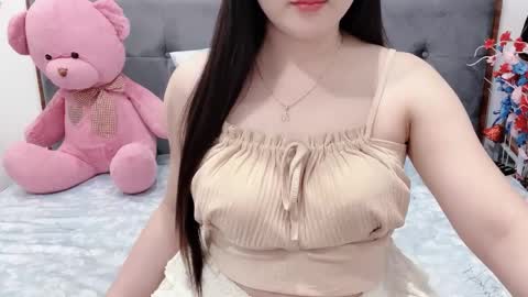 sanami_sian_ online show from June 4, 2:39 am