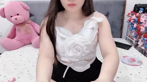 sanami_sian_ online show from June 8, 1:20 am