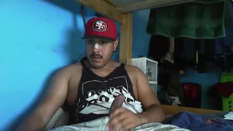 Snapshot of sandalo123 chatting on April 4, 10:40 pm sandalo123 online show from April 4, 10:40 pm