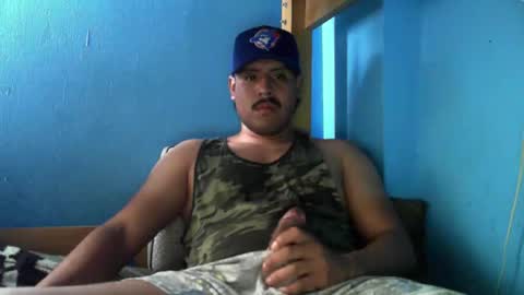 Snapshot of sandalo123 chatting on May 16, 5:45 pm sandalo123 online show from May 16, 5:45 pm