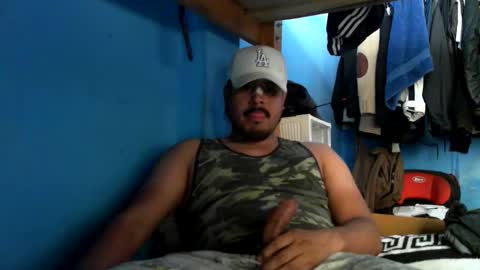 Snapshot of sandalo123 chatting on May 30, 6:49 pm sandalo123 online show from May 30, 6:49 pm
