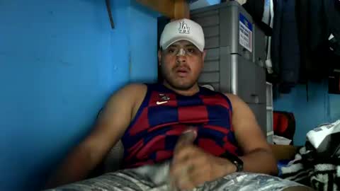 Snapshot of sandalo123 chatting on July 26, 6:59 pm sandalo123 online show from July 26, 6:59 pm