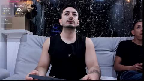 sander6927 online show from March 12, 1:28 pm