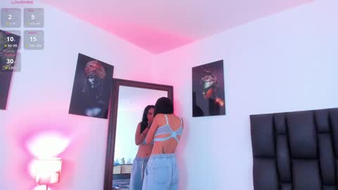 MilaSander online show from December 6, 9:35 pm