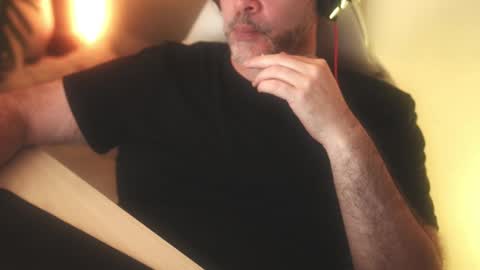 Snapshot of sanders_white chatting on March 4, 7:08 am Sanders online show from March 4, 7:08 am