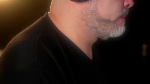 Snapshot of sanders_white chatting on September 16, 3:02 pm Sanders online show from September 16, 3:02 pm