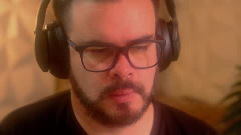 Sanders online show from January 9, 1:25 pm