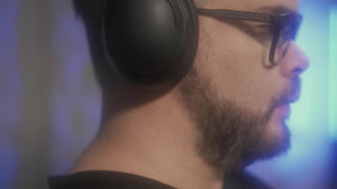 Sanders online show from March 7, 4:31 am