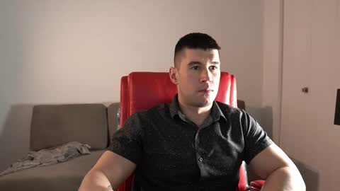 Sandow online show from March 14, 9:53 pm