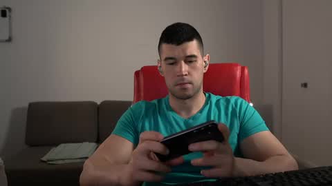 Sandow online show from May 15, 6:26 pm