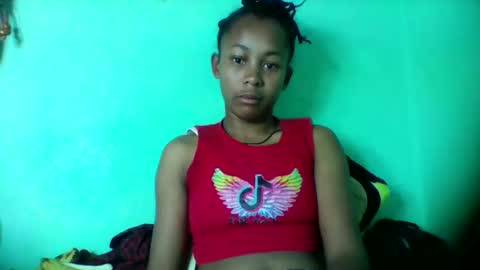 sandra1253099 online show from February 10, 5:55 am