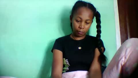 sandra1253099 online show from May 2, 6:07 am