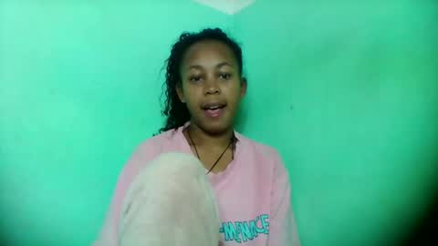 sandra1253099 online show from May 10, 7:35 am