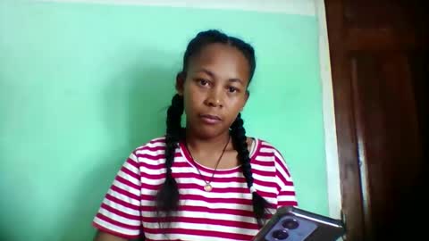 sandra1253099 online show from May 16, 10:58 am