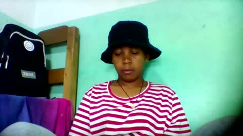 sandra1253099 online show from June 18, 6:35 am