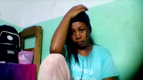 sandra1253099 online show from July 10, 7:27 pm