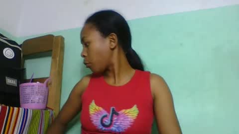 sandra1253099 online show from July 14, 1:50 pm