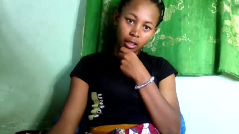 sandra1253099 online show from July 22, 8:17 am