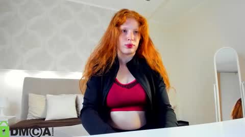 Snapshot of sandra__wilson chatting on September 23, 1:41 am Sandra online show from September 23, 1:41 am