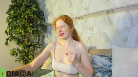Snapshot of sandra__wilson chatting on October 14, 1:28 am Sandra online show from October 14, 1:28 am
