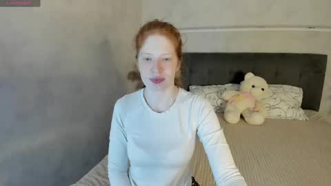Snapshot of sandra__wilson chatting on May 29, 1:47 am Sandra online show from May 29, 1:47 am