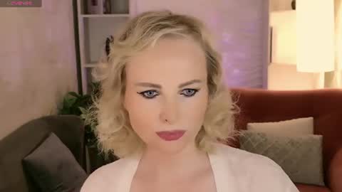 Snapshot of sandra_kind chatting on July 14, 5:23 am Sandra online show from July 14, 5:23 am