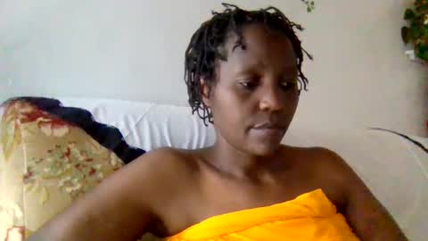 Snapshot of sandra_milly chatting on June 21, 12:19 pm sandra online show from June 21, 12:19 pm