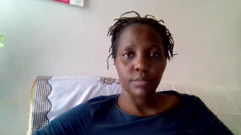 Snapshot of sandra_milly chatting on July 21, 7:32 am sandra online show from July 21, 7:32 am