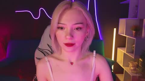 Sandy  online show from January 26, 1:09 am