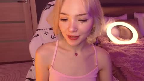 Sandy  online show from February 4, 4:05 am