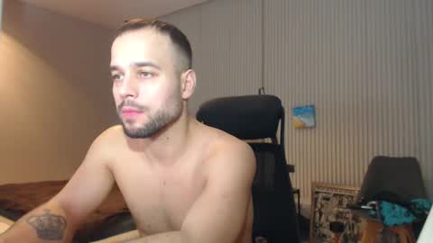 DeAlex online show from February 16, 1:49 pm