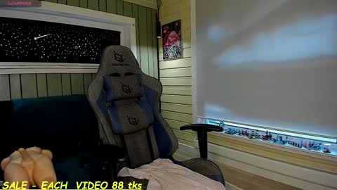 Sandy and Chris online show from December 14, 9:14 am