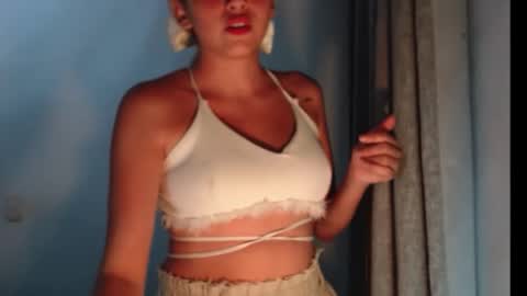 sandy_straw online show from September 28, 1:55 am